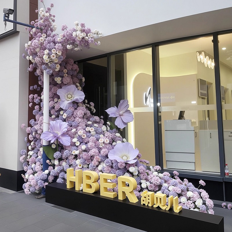 Simulated flower arrangement, Monet's garden scene, display window floral art, cascading flower wall decoration, wedding decoration, artificial flower bouquet.